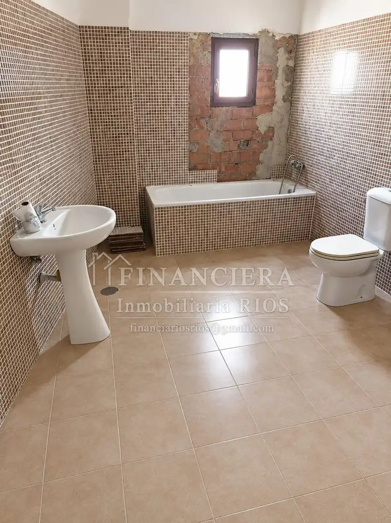 Baño de Finca rústica en venta en Alcalá de Guadaira