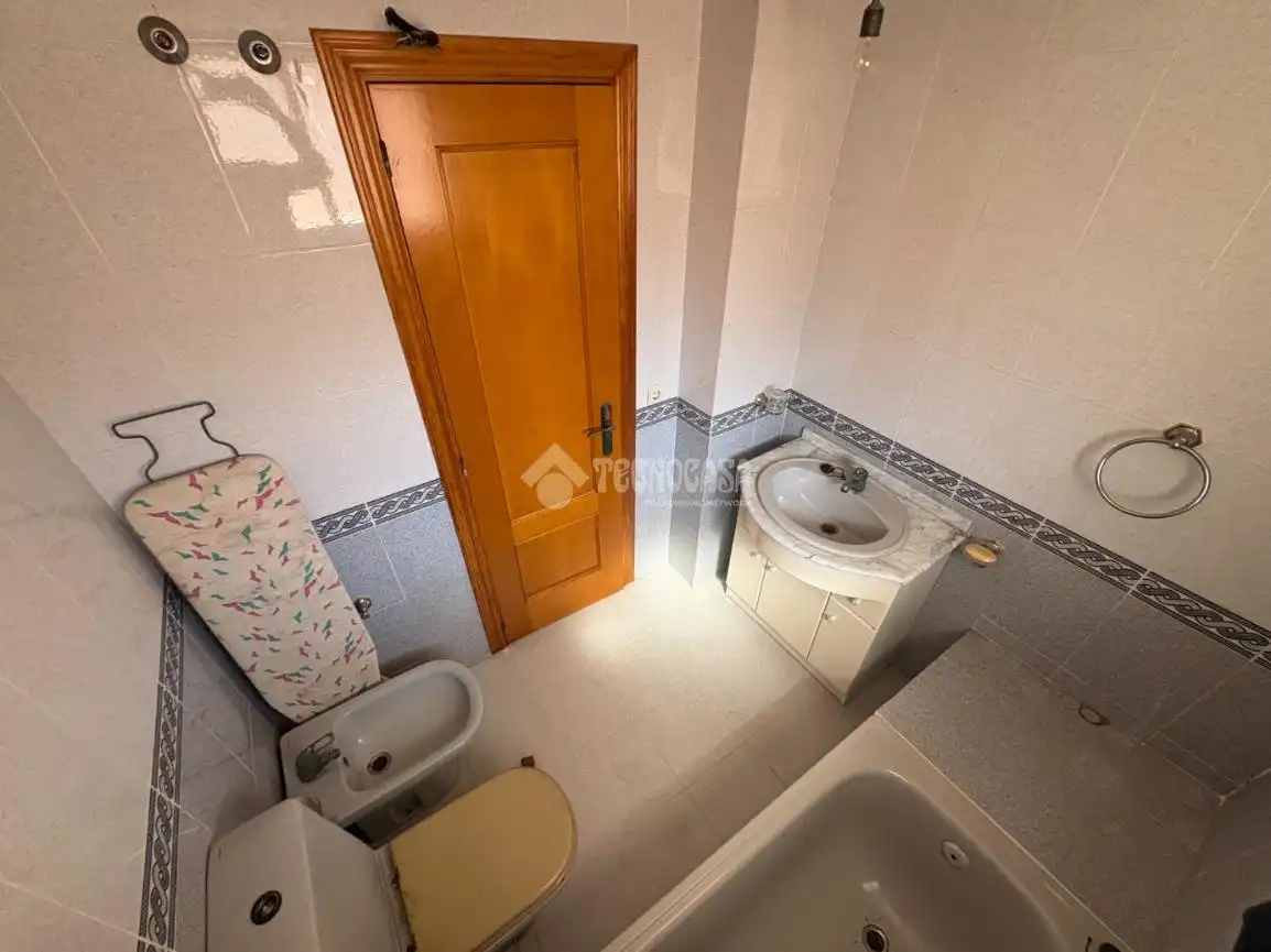 Baño de Piso en venta en Burjassot con Balcón