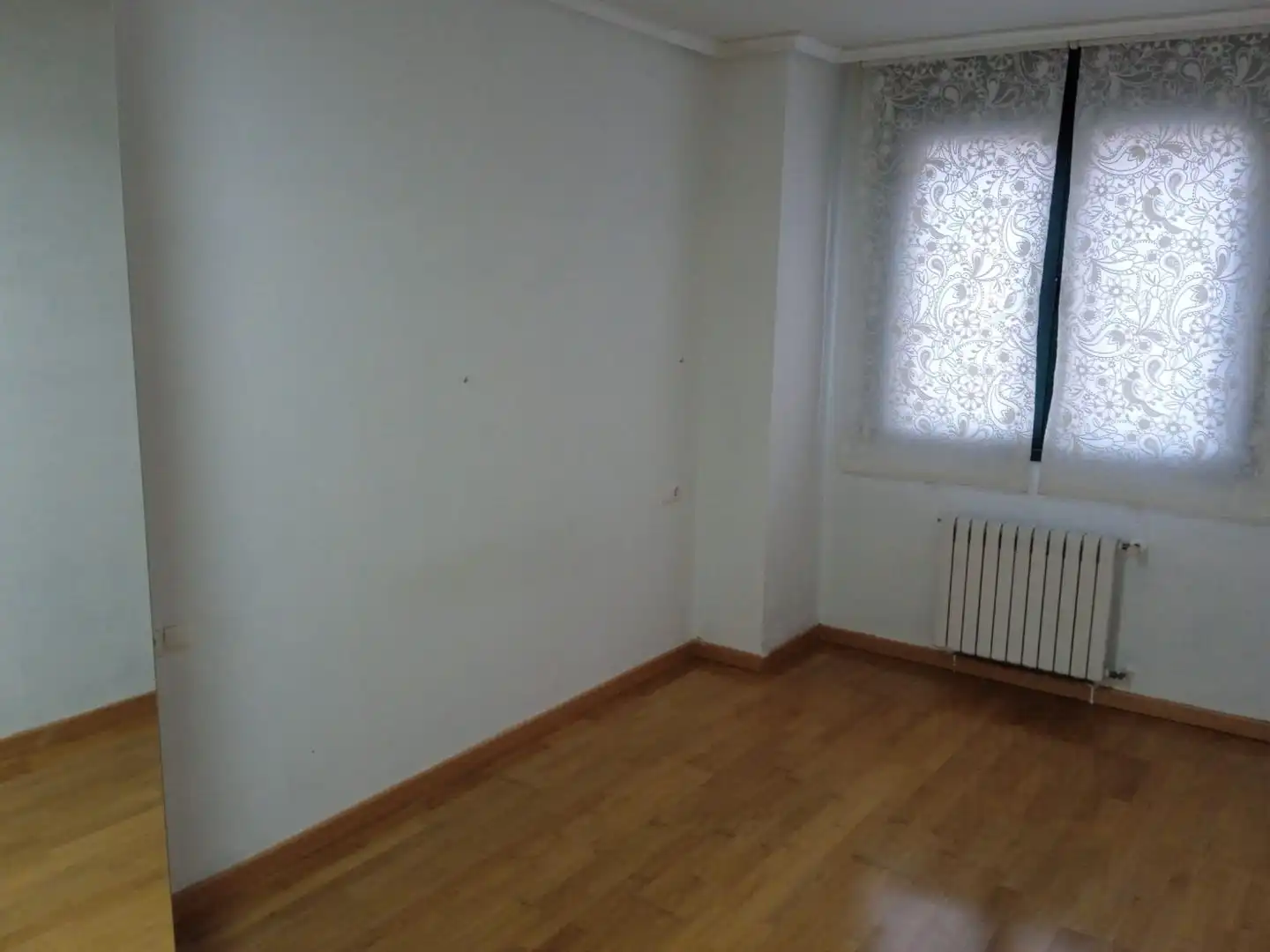 Wohnung zur Miete in Calle del Concejo de Castrillon, 2, Viesques