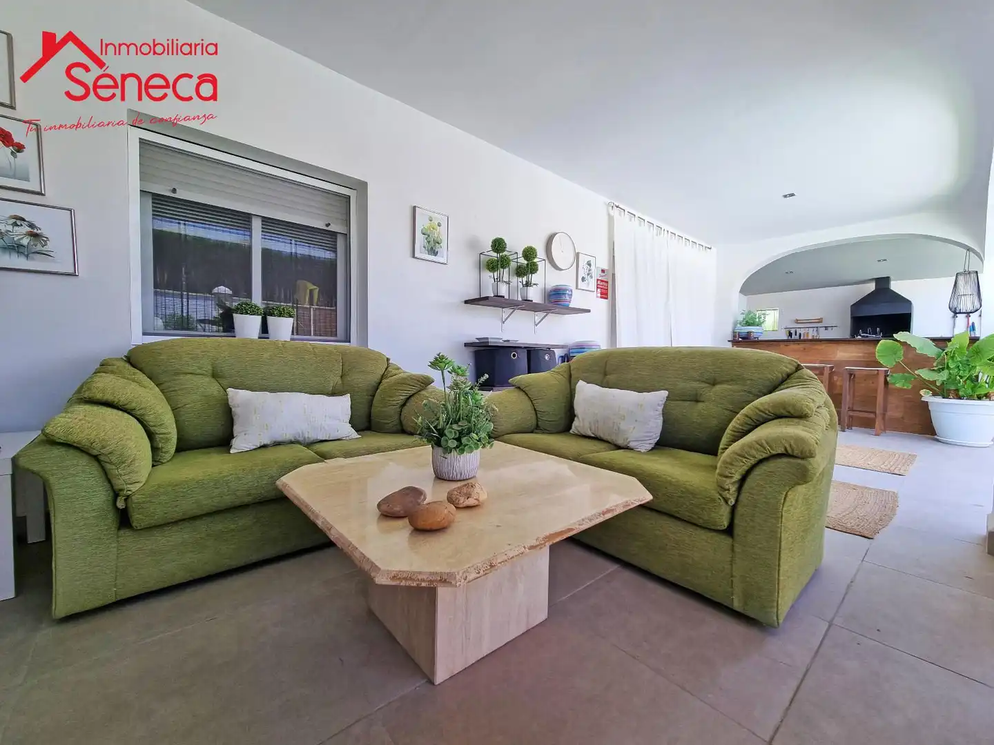 Sala d'estar de Casa o xalet en venda en Córdoba amb Aire condicionat, Calefacció i Terrassa