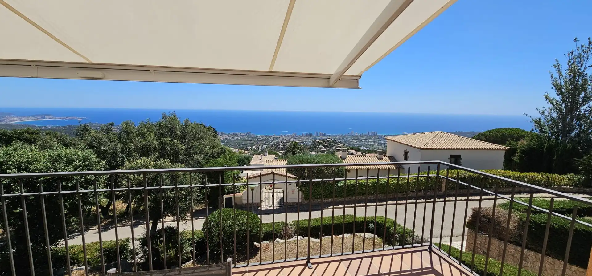 Penthouse mit Balkon zum Verkauf in Carrer del Mirador