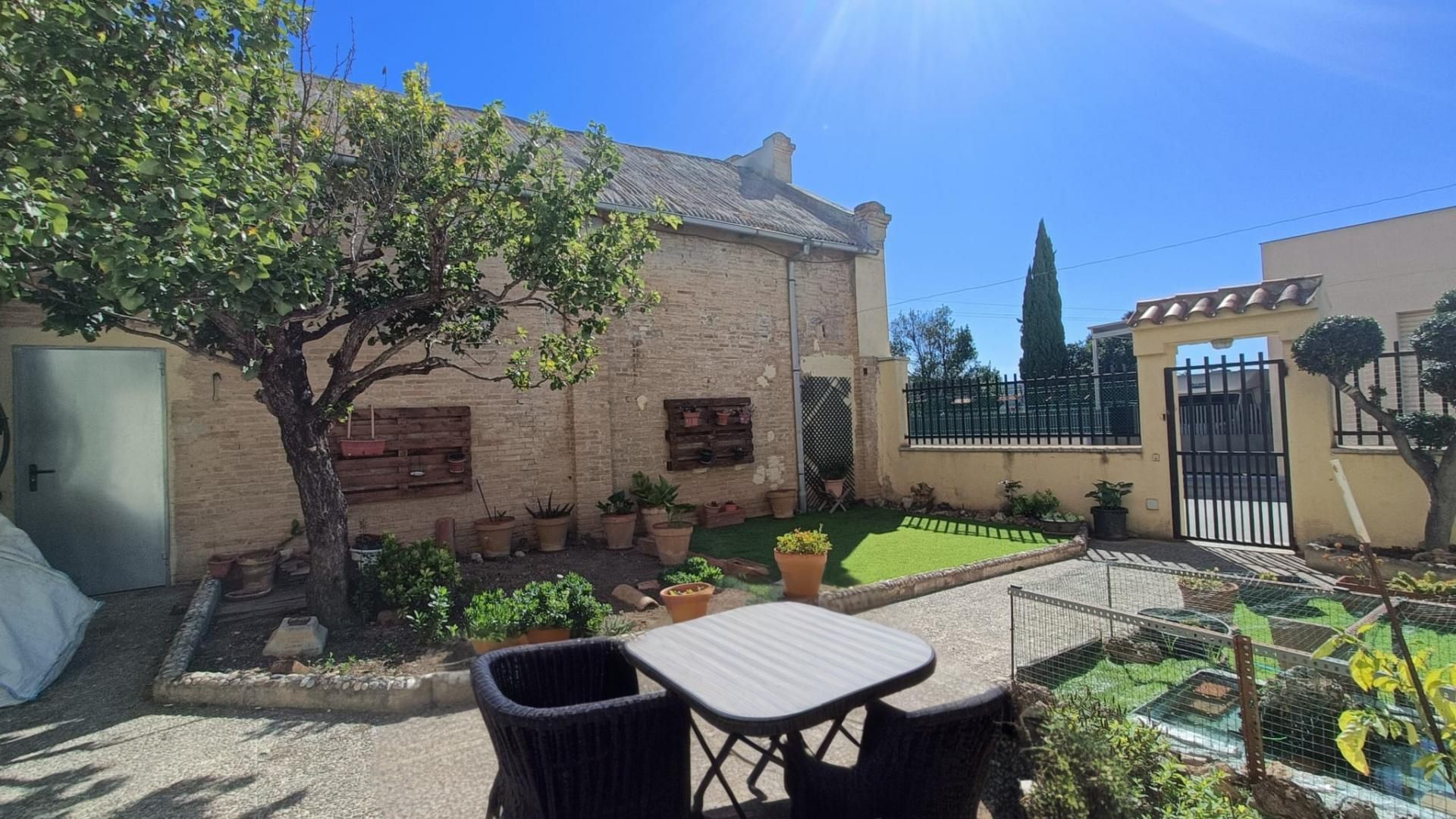 Jardí de Finca rústica en venda en Sant Cugat Sesgarrigues amb Calefacció, Terrassa i Traster