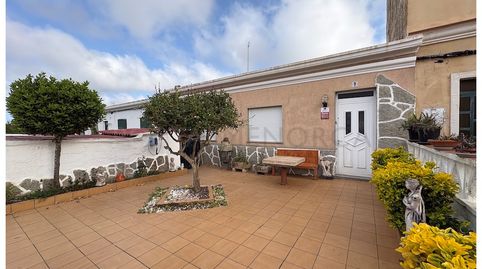Foto 2 de Casa o xalet en venda a Plaza Verge del Toro,pl, Malbúger - Camí d'en Barrotes, Maó - Mahón