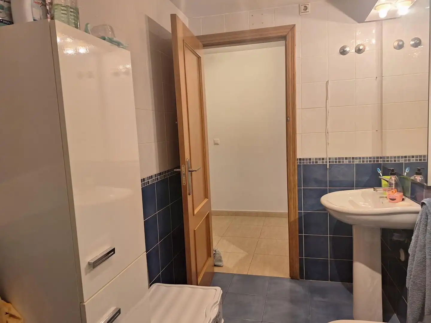Badezimmer von Wohnung zur untervermieten in Murcia mit Klimaanlage, Heizung und Möbliert