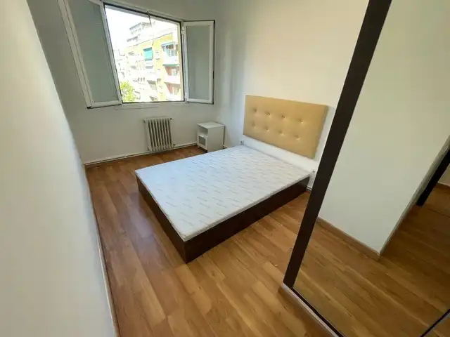 Appartement avec ascenseur à louer à Calle de Embajadores, imagen 9