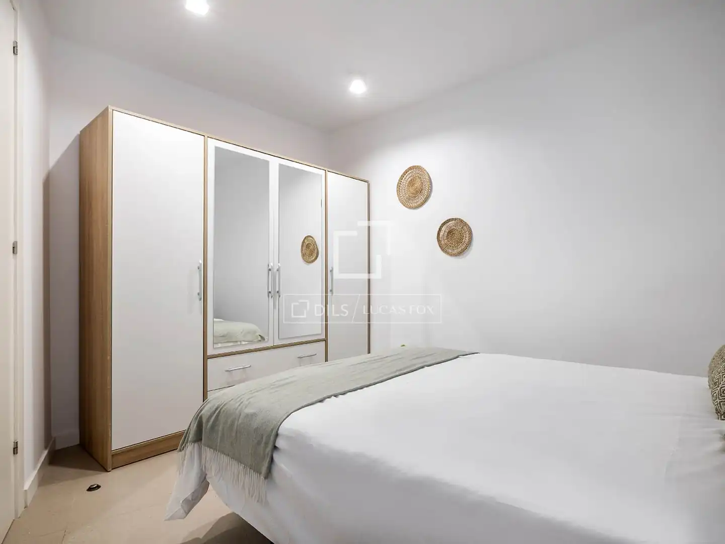 Bedroom of Flat for rent in Barcelona  with Air Conditioner, Heating and Terrace