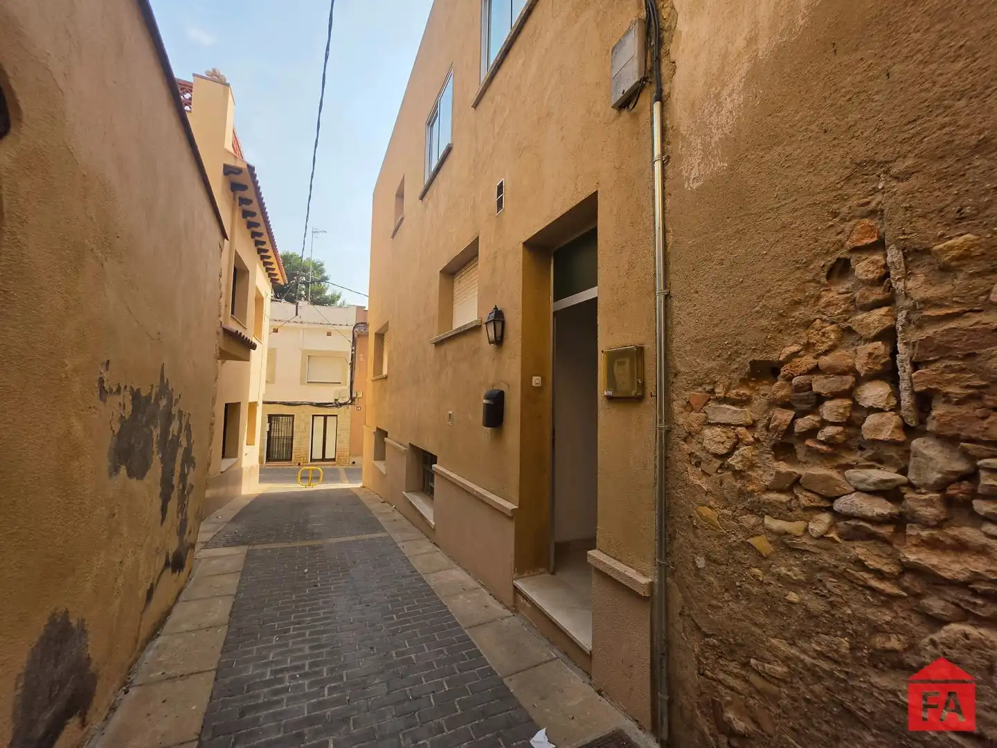 Vista exterior de Casa o xalet en venda en Banyeres del Penedès amb Calefacció, Terrassa i Traster