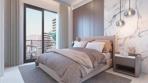 Foto 4 de Apartamento en venta en Calle Calle Héroe de Sostoa, Parque Ayala - Jardín de la Abadía - Huelín, Málaga