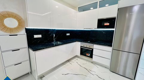 Foto 2 de Piso en venta en Las Piscinas Naturales, Torrevieja