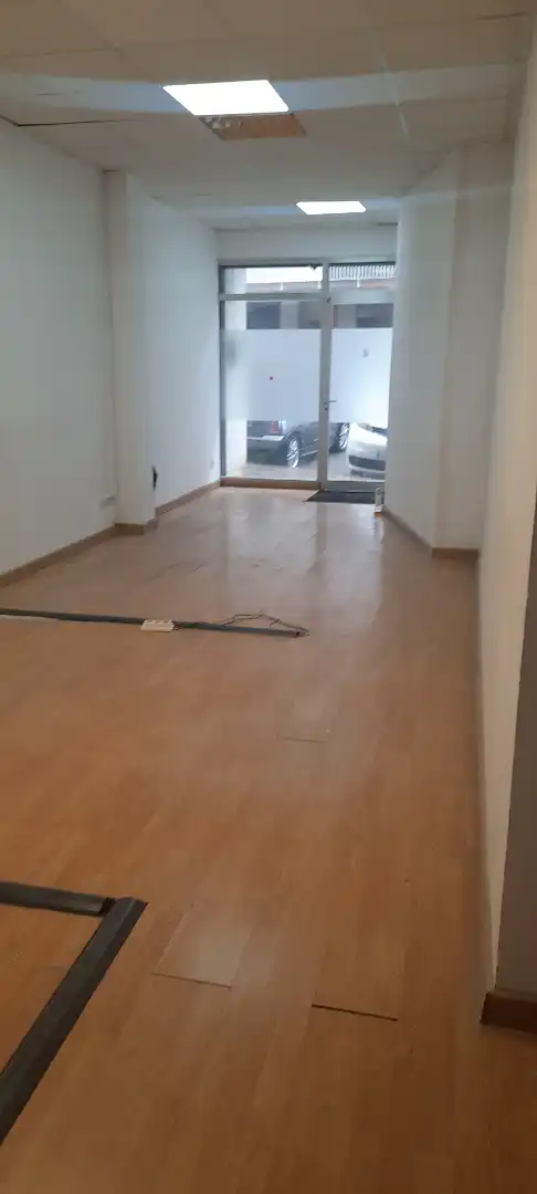 Local comercial de lloguer a Carrer de Sant Joan Bosco, imagen 7