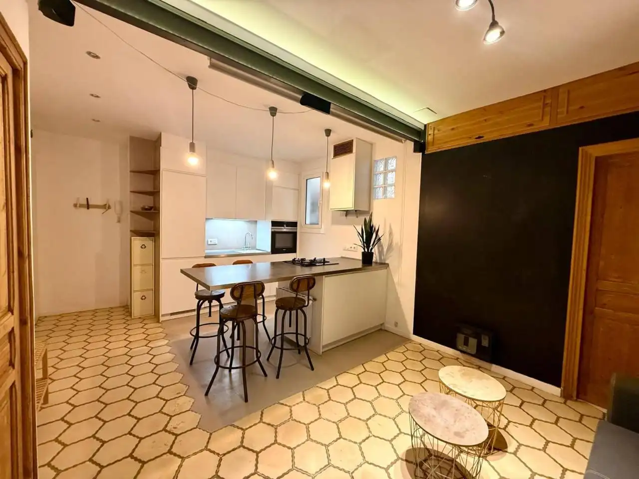 Cocina de Piso de alquiler en Barcelona con Aire acondicionado, Amueblado y Balcón