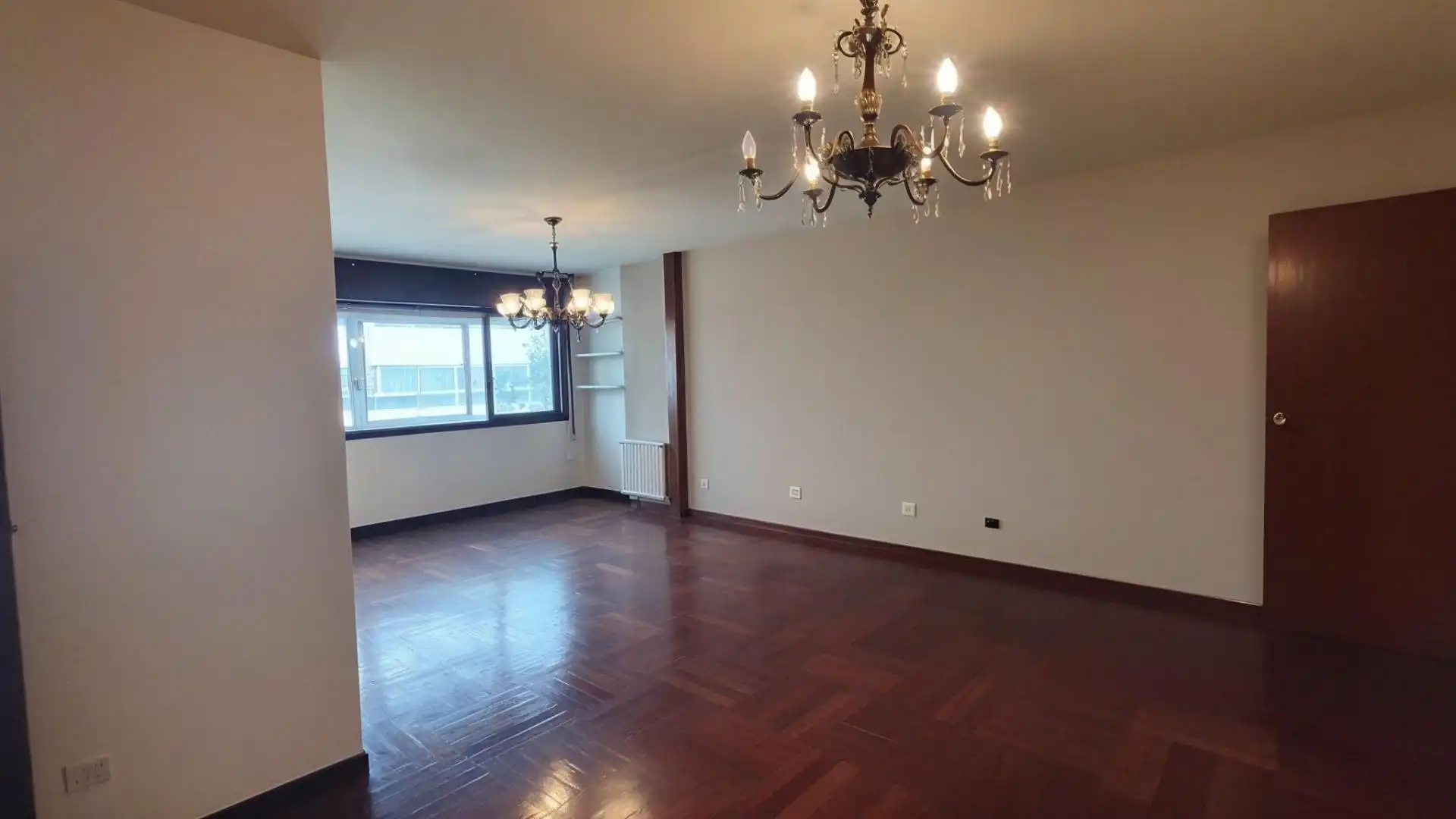 Sala de estar de Piso en venta en Vigo  con Calefacción, Trastero y Balcón