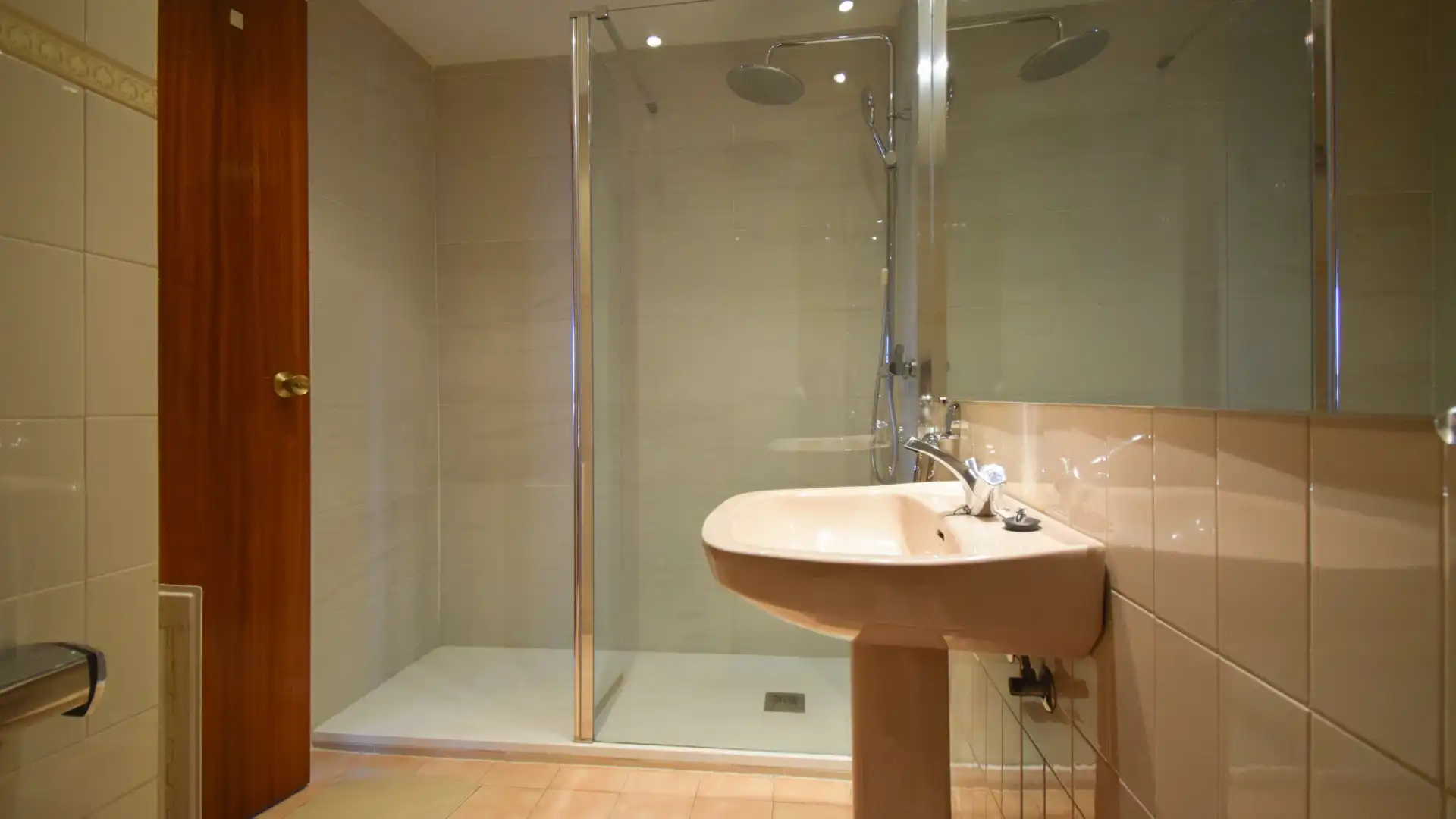 Wohnung zur Miete in Avenida de Burgos, 30, Castilla