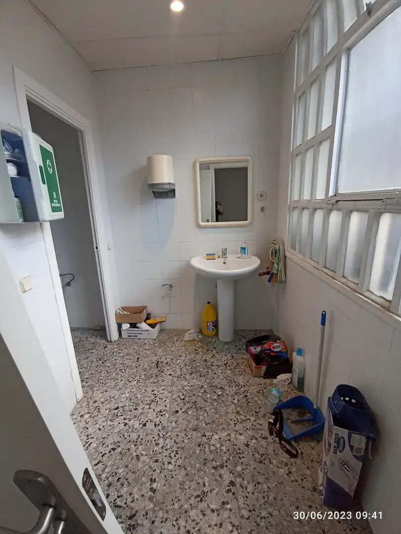 Local comercial en alquiler en Carrer de la Ciutat, imagen 6