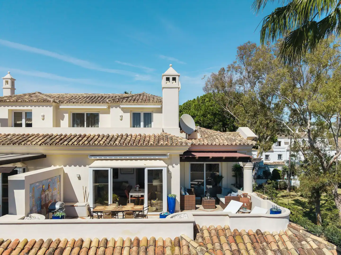 Ático con piscina en venta en Nueva Andalucía, imagen 2