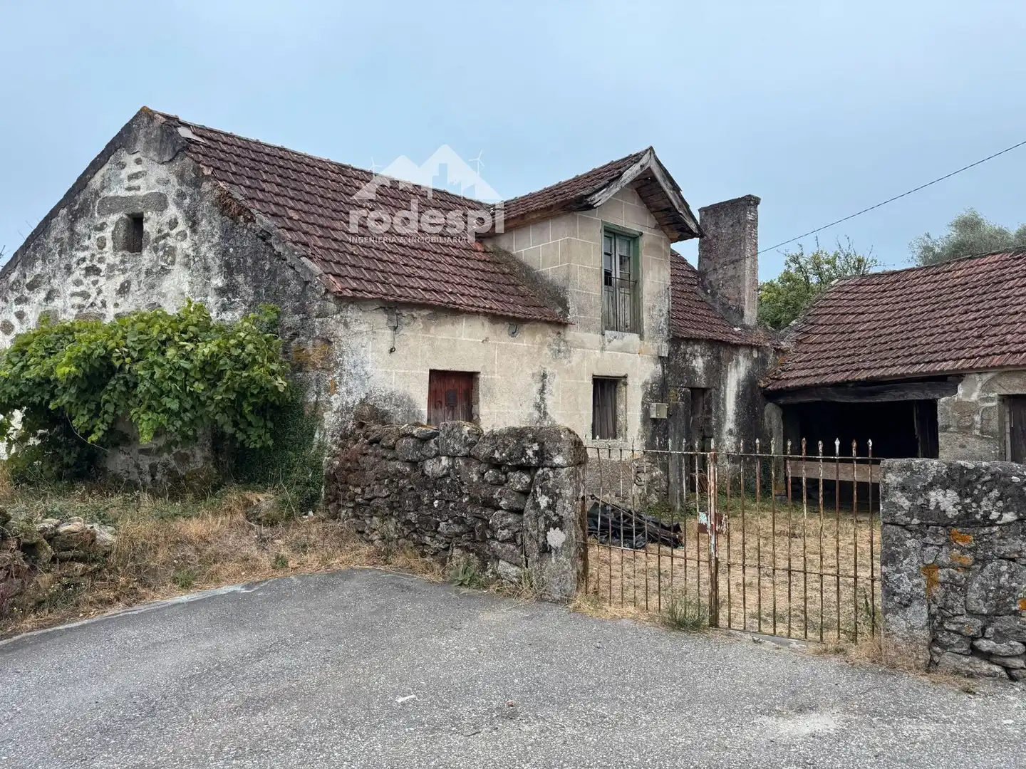 House for sale in A Cañiza