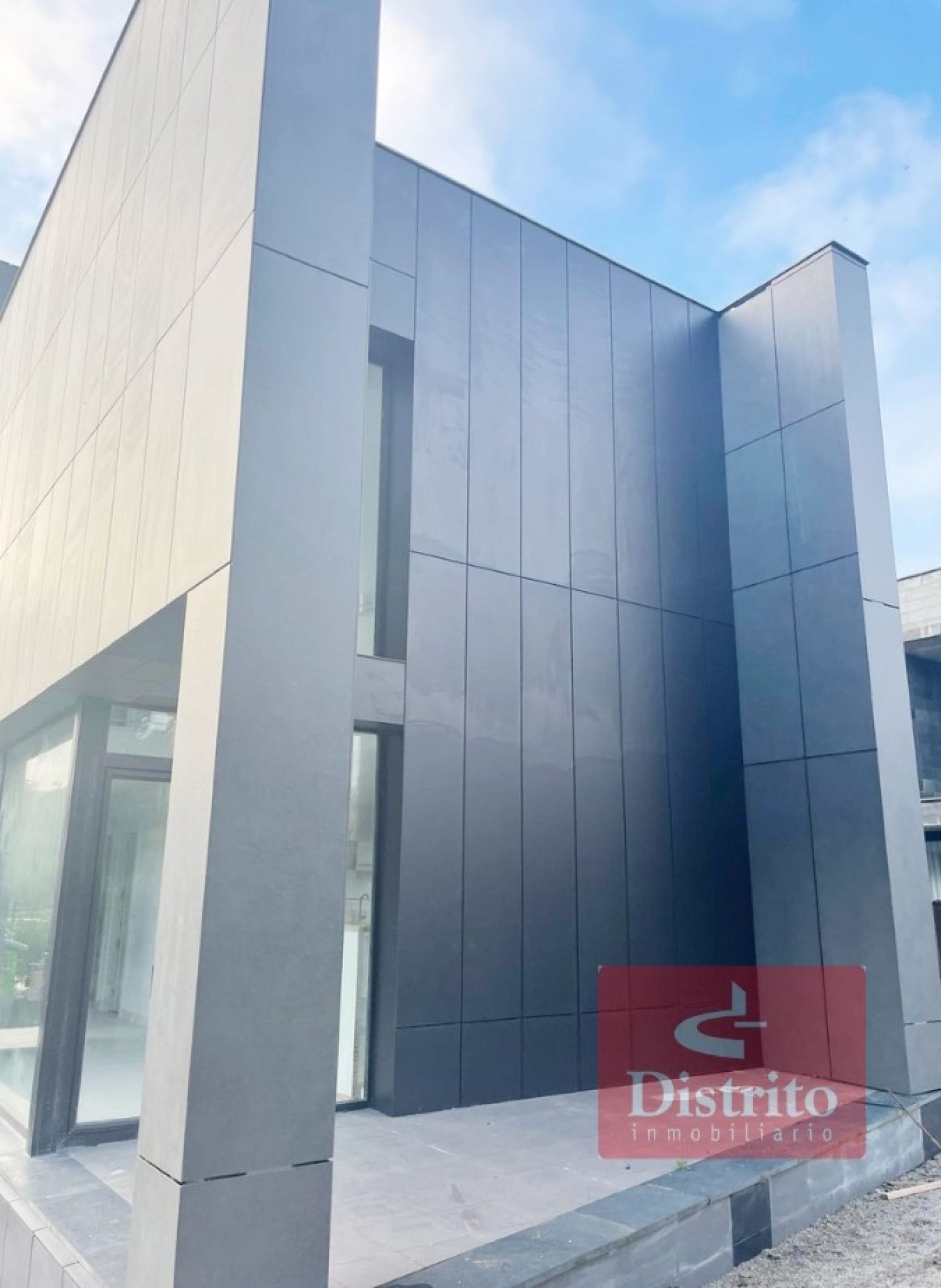 Casa adosada en venda a Escobedo - Barrio Casar, Escobedo