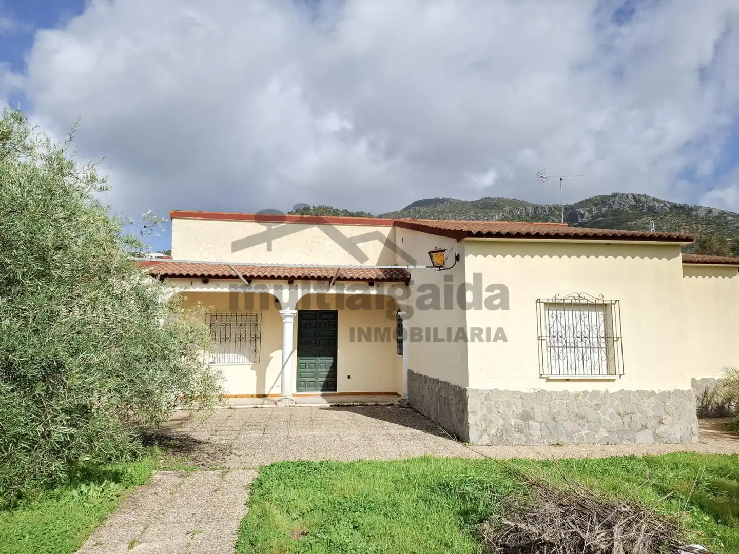 Detached house with pool for sale in Algodonales, imagen 2