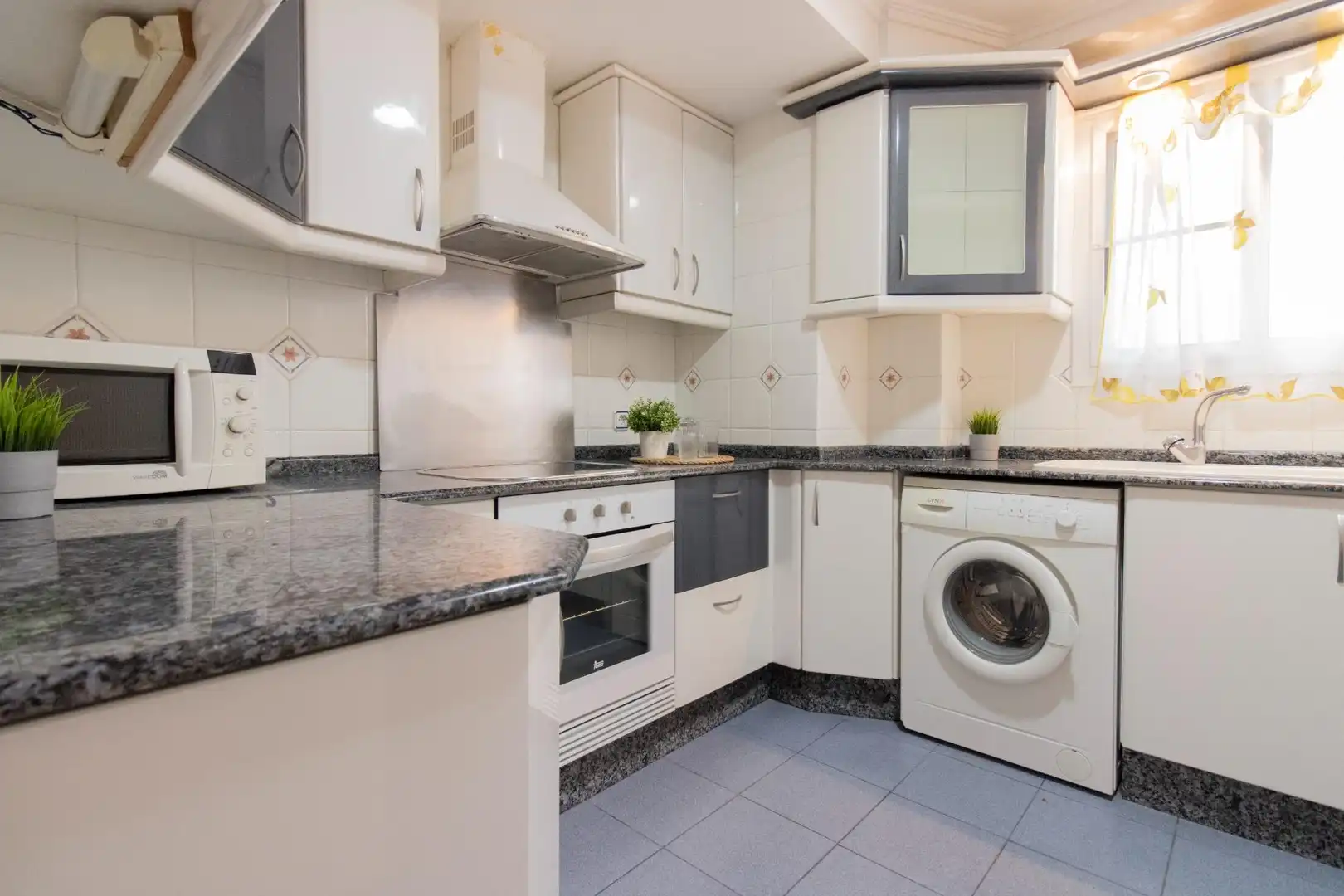 Flat with balcony for sale in AUSIAS MARCH, imagen 8