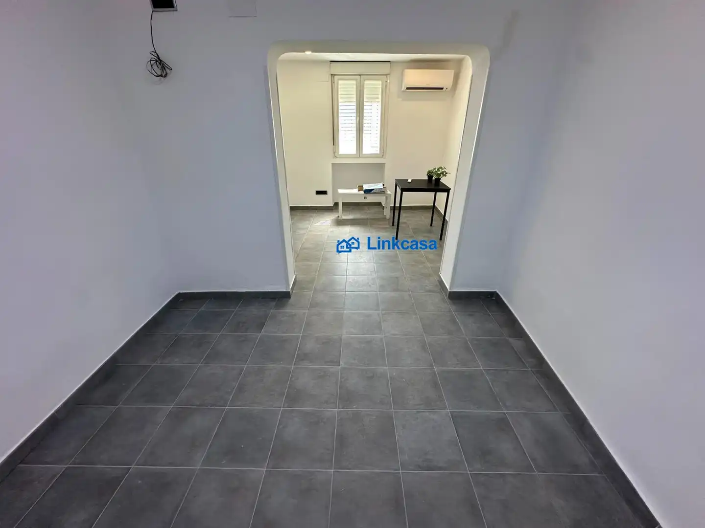 Flat for sale in Madrid  with Air Conditioner, Heating and Furnished