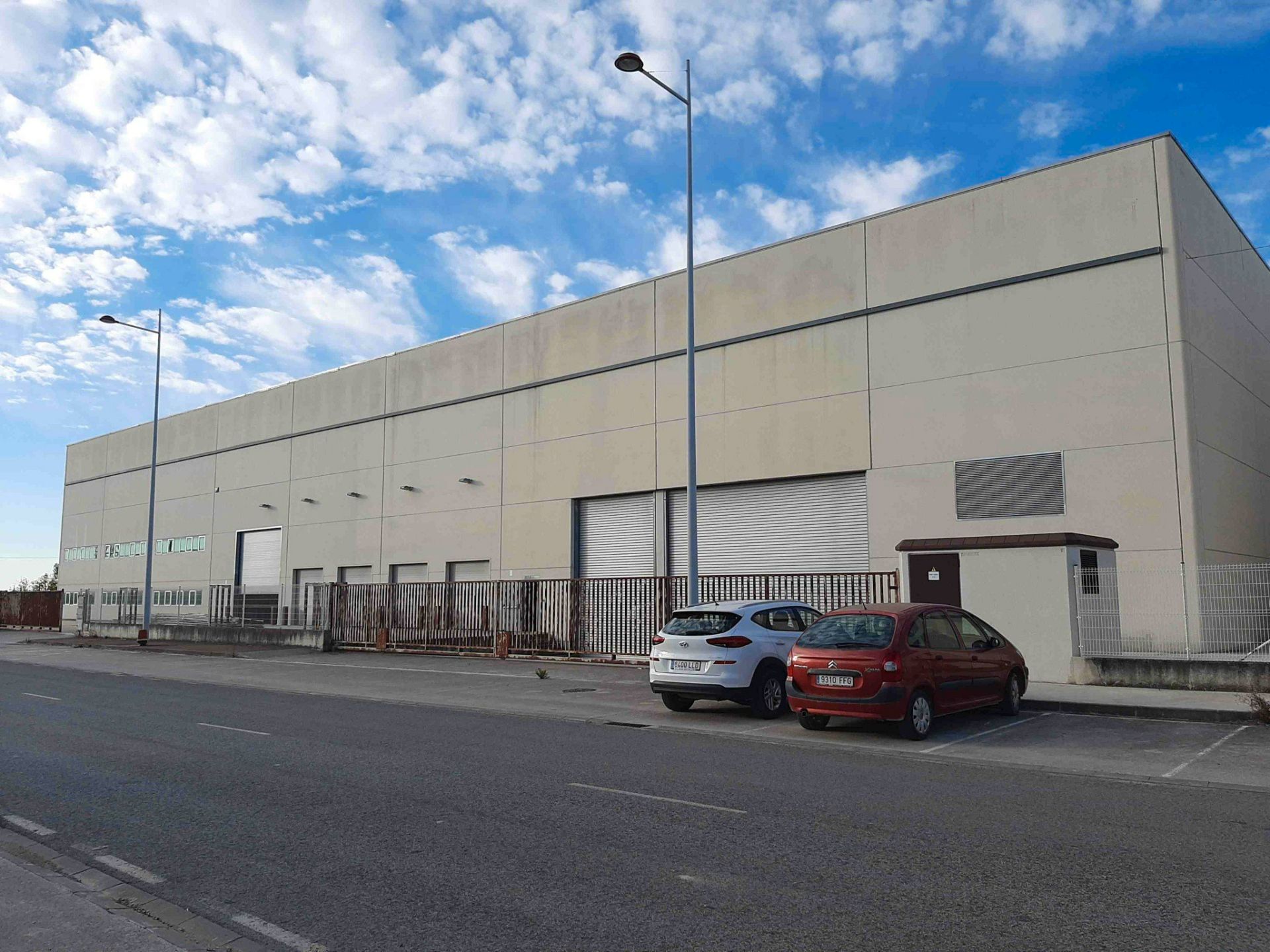 Vista exterior de Nau industrial en venda en Olite / Erriberri