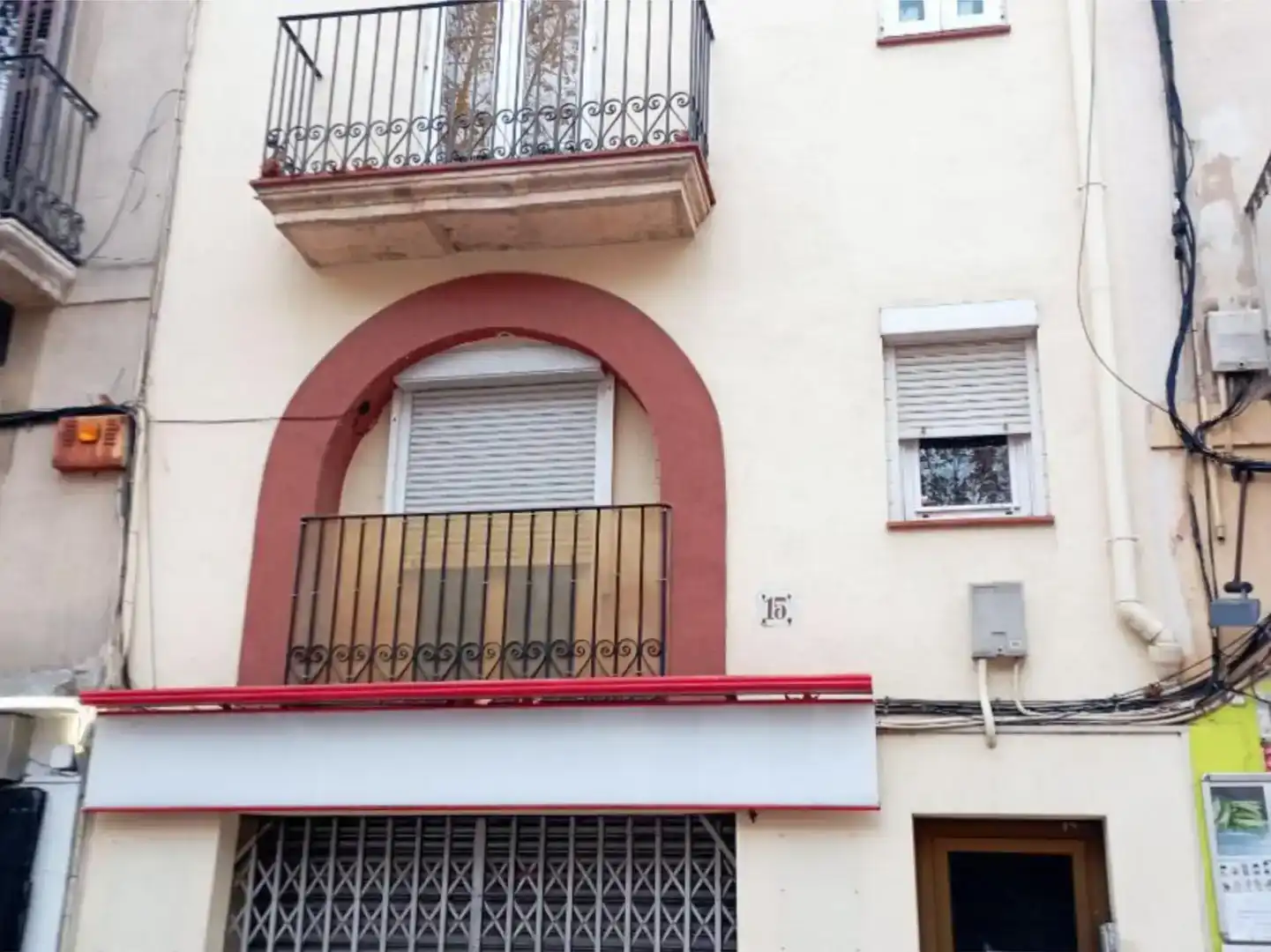 Außenansicht von Erdgeschoss zum Verkauf in Vilanova i la Geltrú