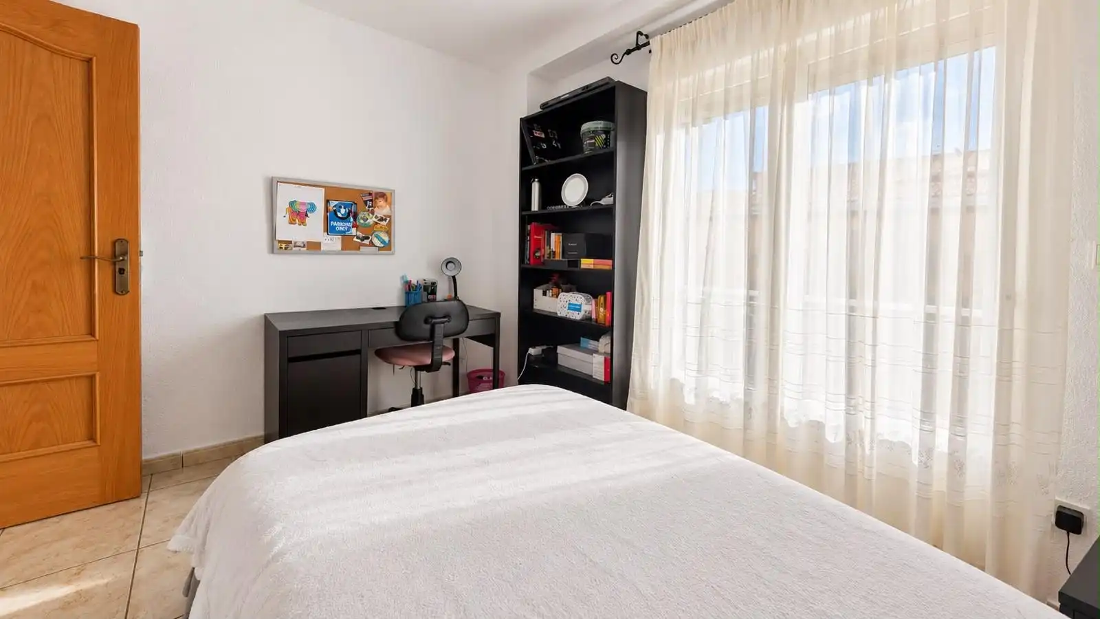 Dormitori de Apartament en venda en Santa Pola ciudad