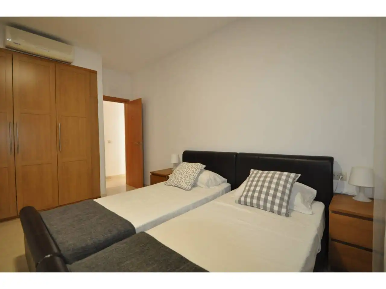 Bedroom of Houses for sale in Lloret de Mar  with Private garden, Swimming Pool and Furnished