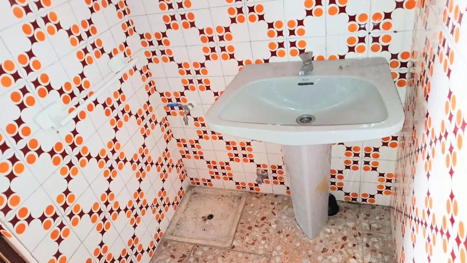 Baño de Oficina de alquiler en Elche / Elx con Aire acondicionado
