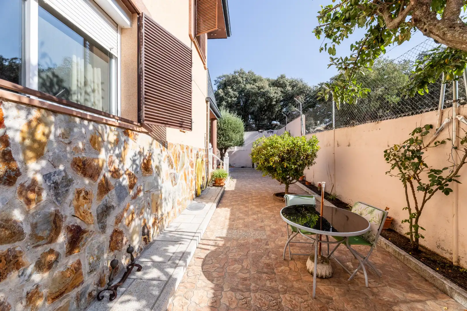 Terraza de Casa adosada en venta en Alpedrete con Calefacción, Jardín privado y Trastero