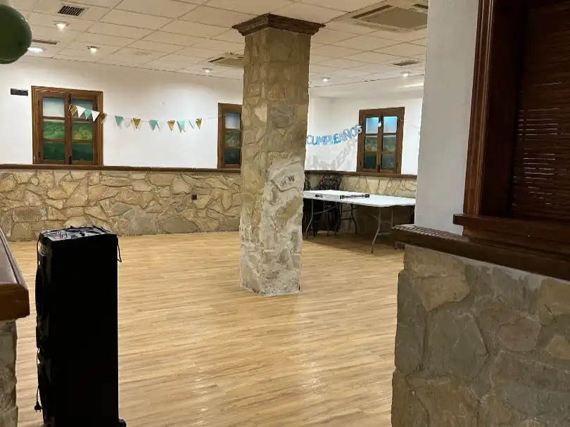 Commercial properties for sale in Úbeda  with Air Conditioner, Heating and Parquet flooring