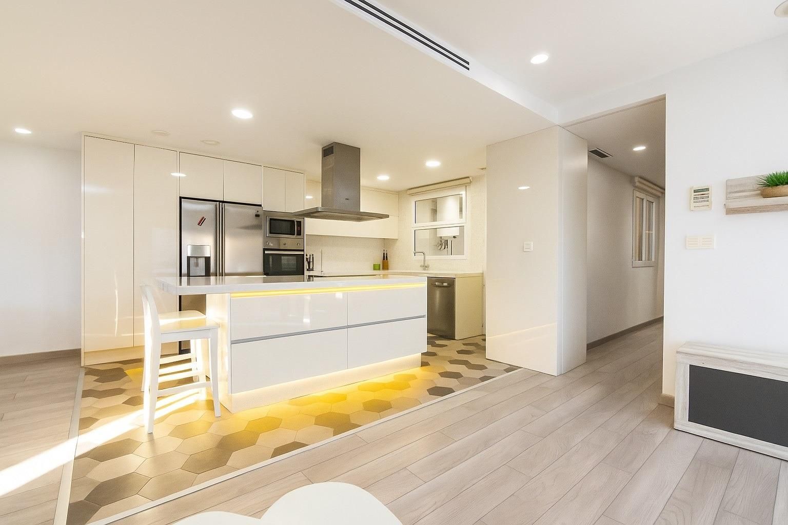 Kitchen of Flat for sale in Elche / Elx  with Heating, Terrace and Balcony