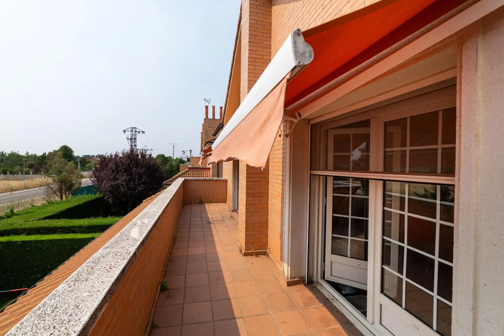 Terraza de Casa adosada en venta en Simancas con Calefacción, Jardín privado y Alarma