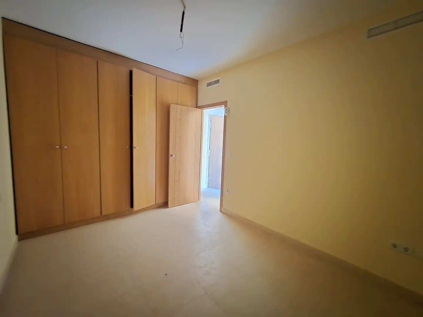 Bedroom of Flat for sale in Llombai