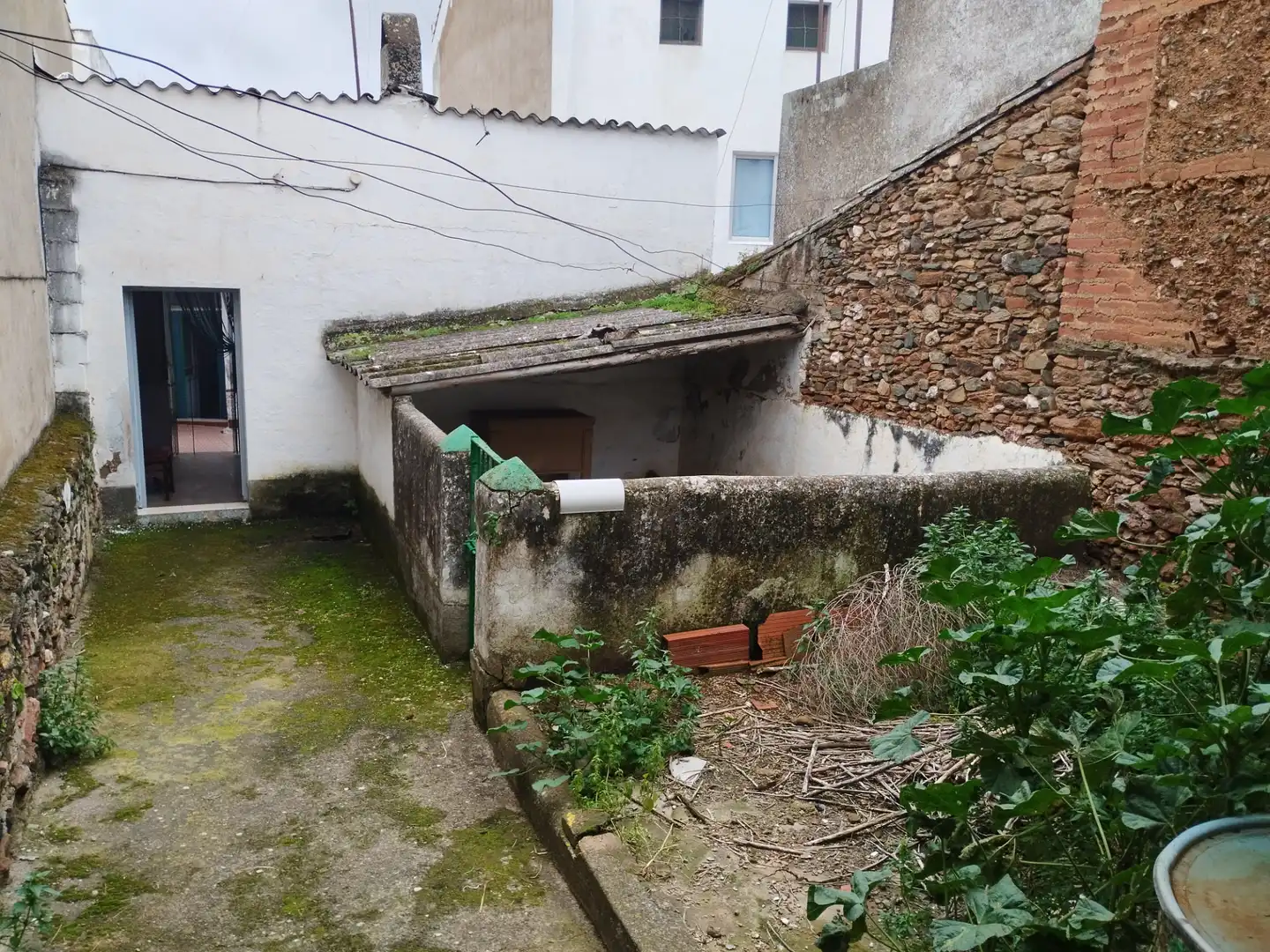 Jardí de Casa o xalet en venda en Oliva de la Frontera amb Jardí privat i Traster