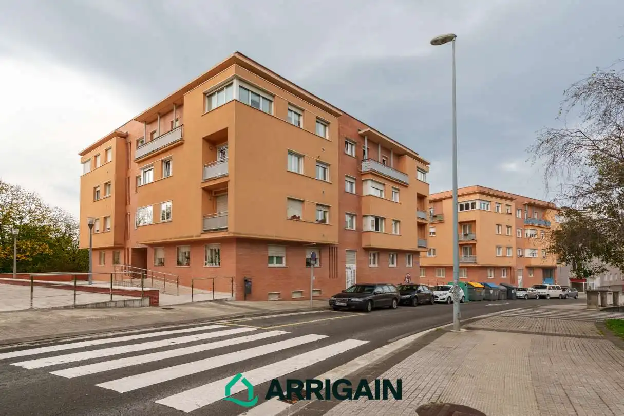 Vista exterior de Piso en venta en Donostia - San Sebastián  con Calefacción, Trastero y Balcón