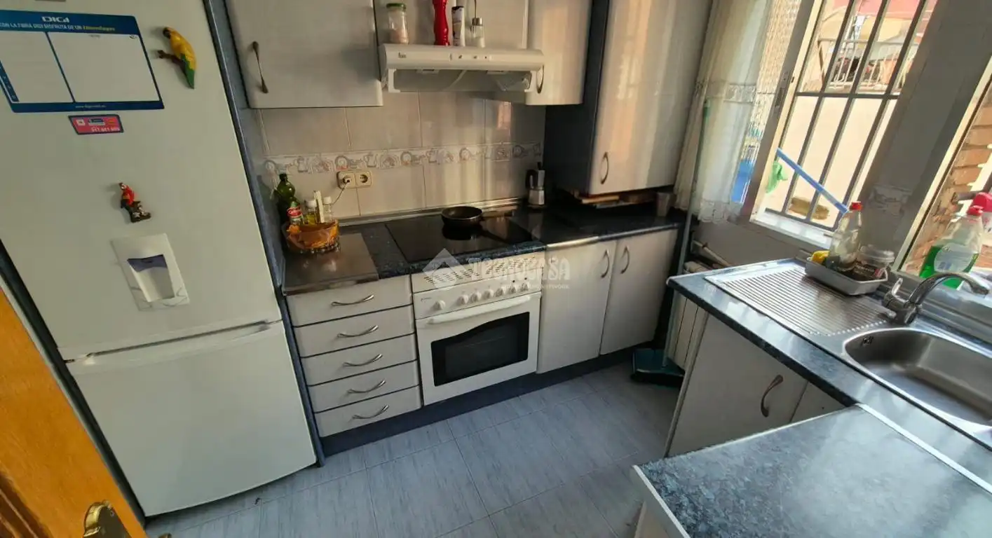 Küche von Wohnung zum Verkauf in Madrid mit Klimaanlage, Heizung und Parkett