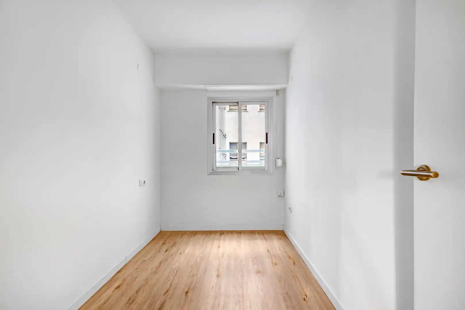 Habitación de Piso en venta en Valencia con Horno