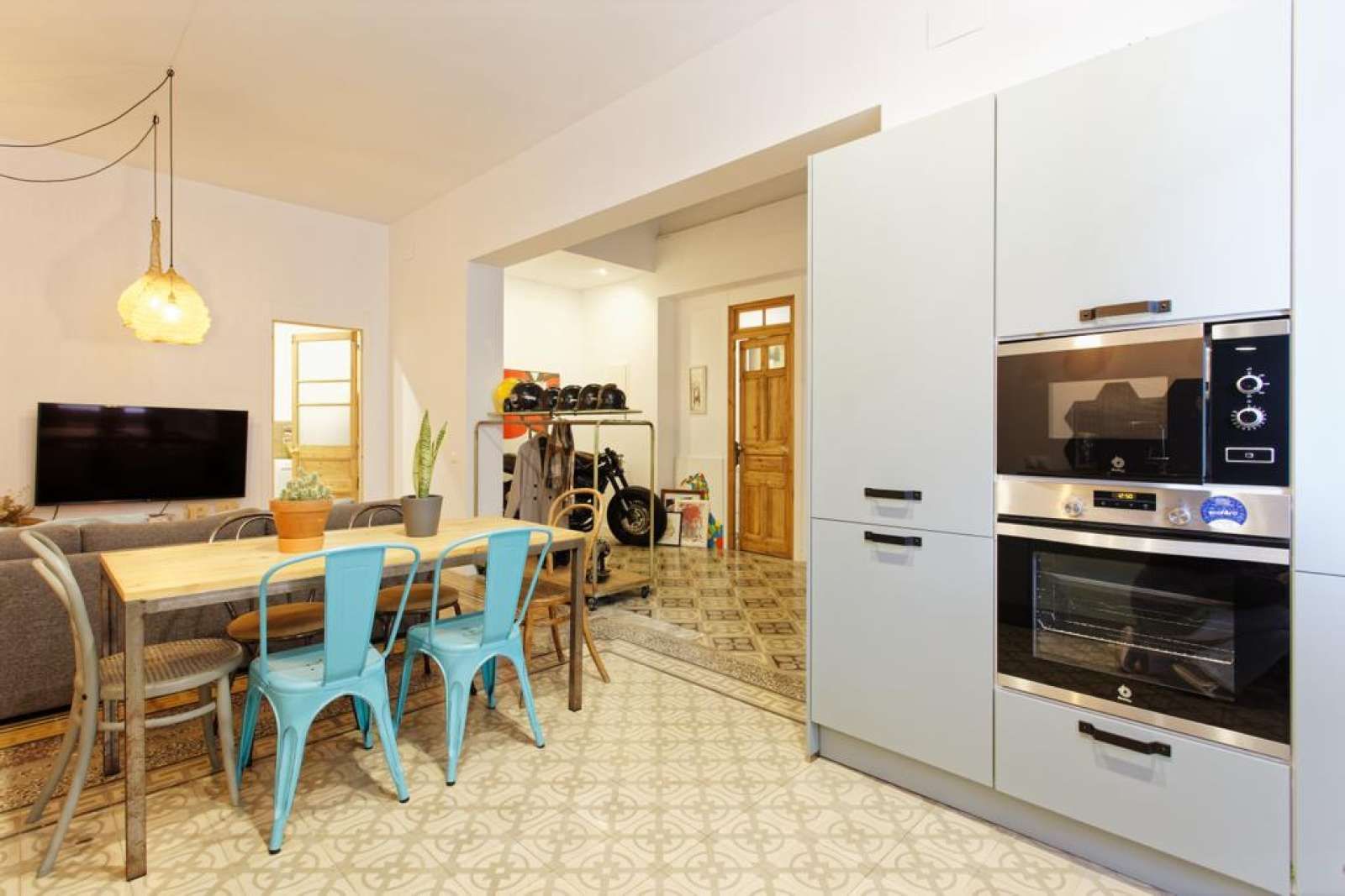 Cuina de Apartament per a compartir en Sabadell amb Aire condicionat, Terrassa i Moblat
