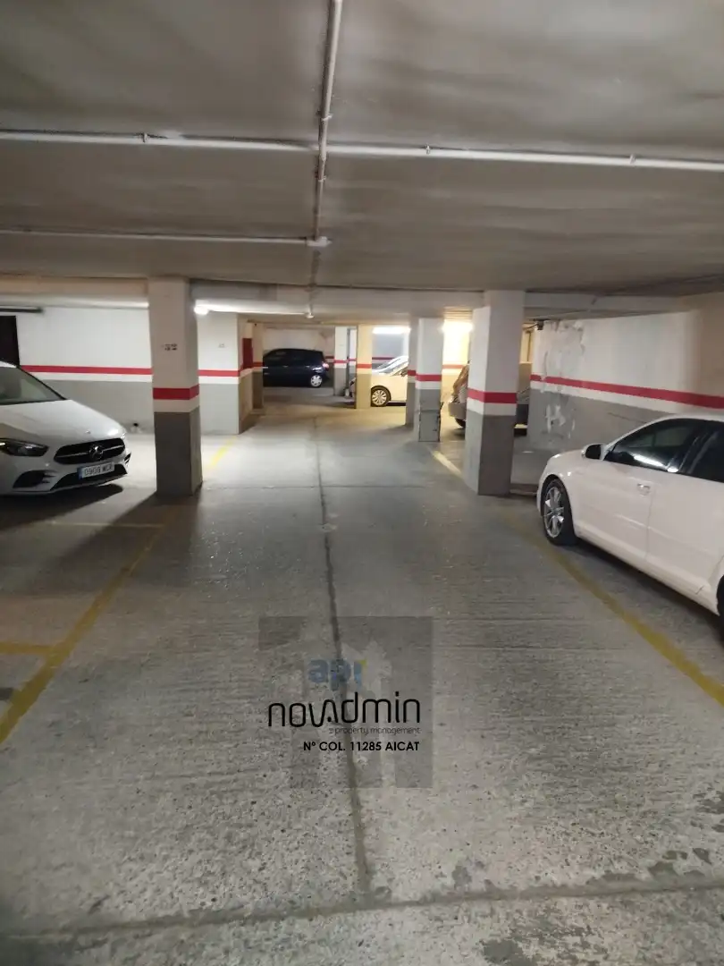 Parkplatz von Garage zur Miete in Lleida