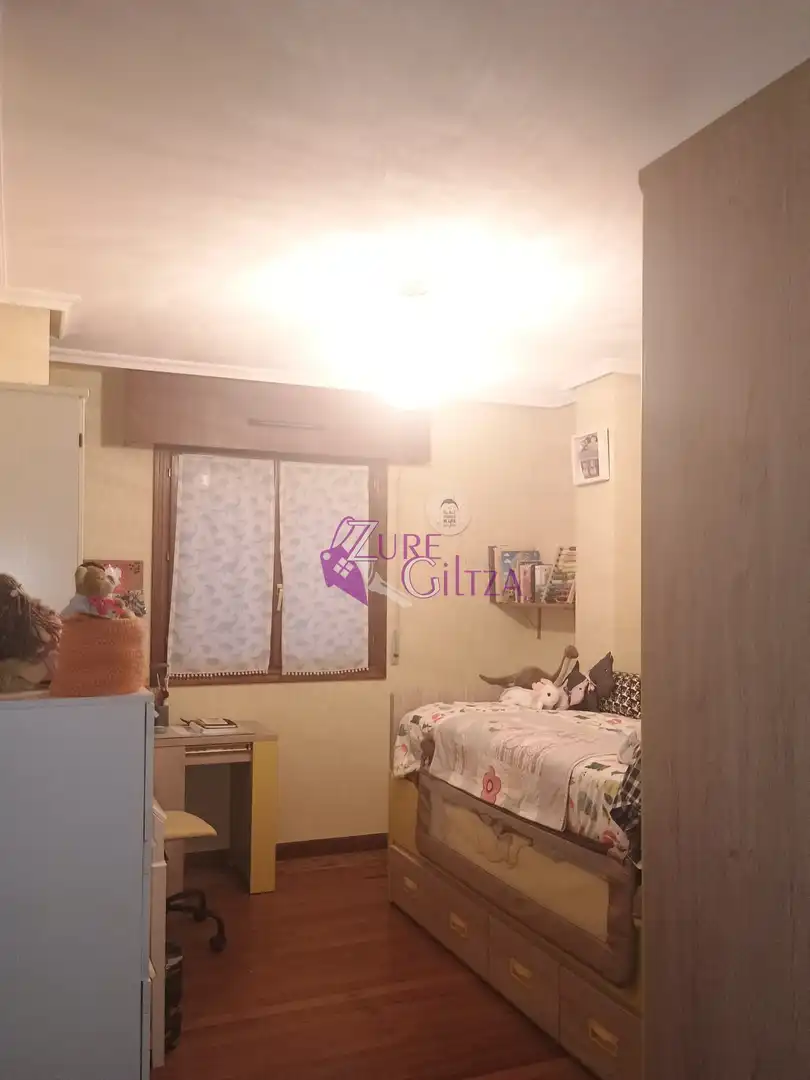 Dormitori de Pis en venda en Mañaria amb Calefacció, Traster i Moblat
