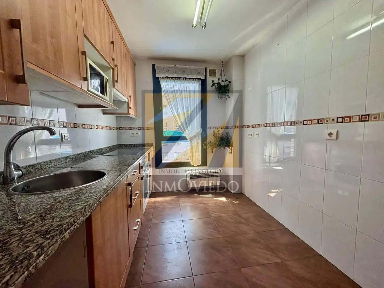 Küche von Wohnung zum Verkauf in Oviedo  mit Heizung und Abstellraum