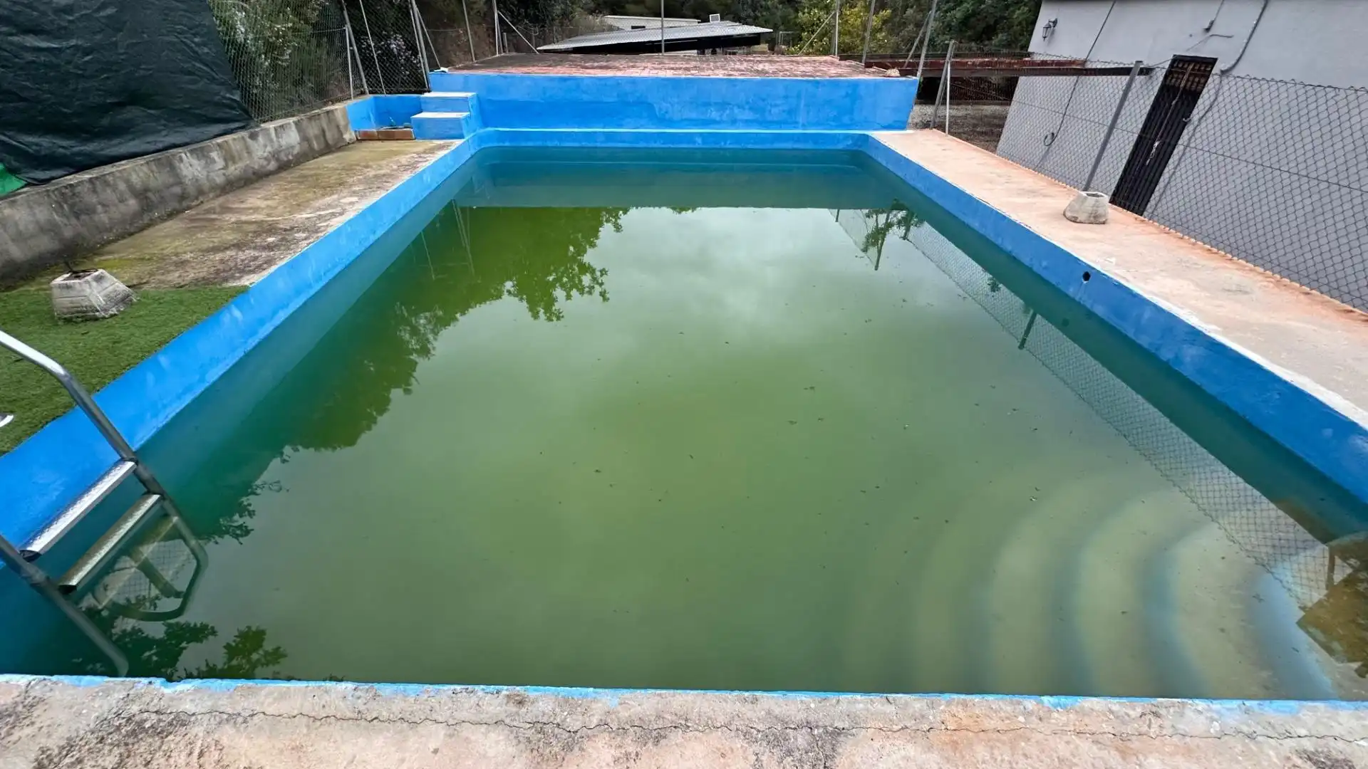 Piscina de Casa o chalet en venta en Tous con Jardín privado, Terraza y Trastero