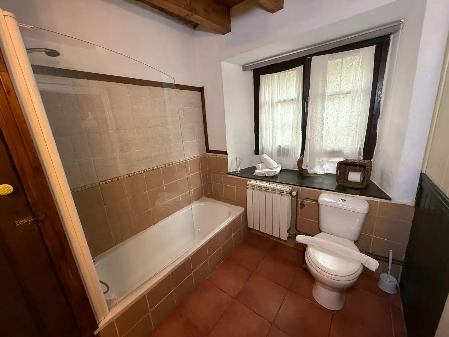 Bany de Casa o xalet en venda en Ribadesella amb Calefacció, Jardí privat i Parquet