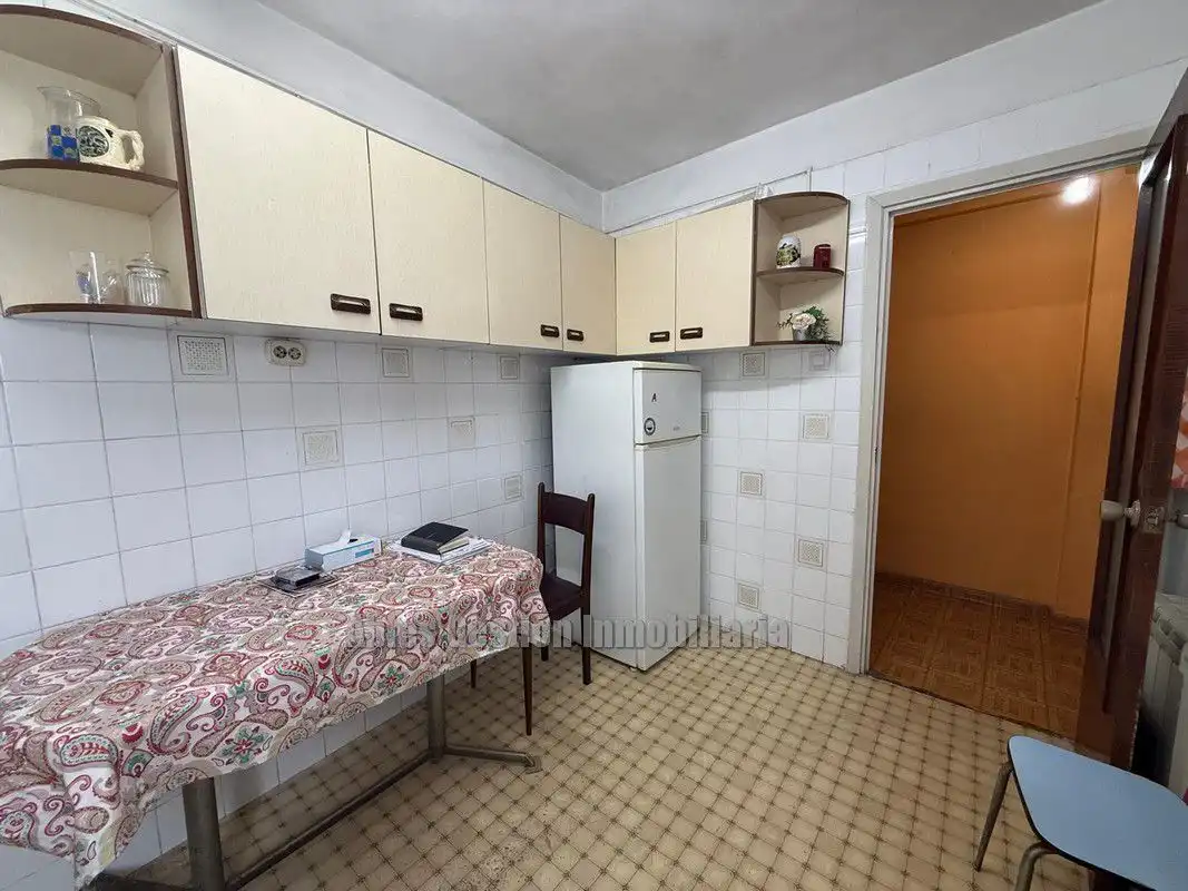 Piso con ascensor en venta en Lorenzo Abruñedo 12, imagen 12