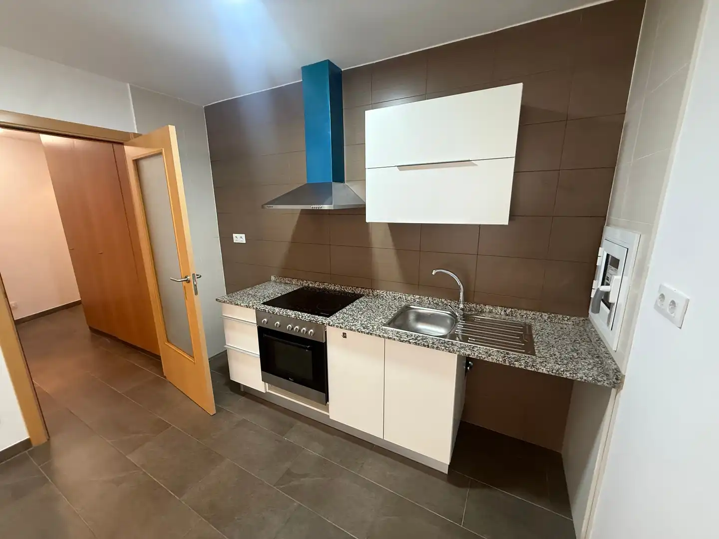 Küche von Wohnung zur Miete in Tàrrega mit Ofen, Internet und Alarm