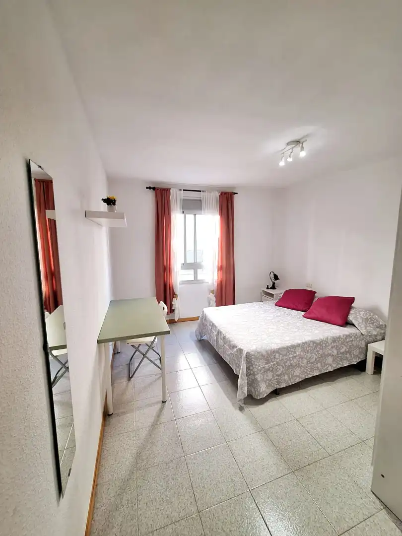 Habitación de Piso de alquiler en San Cristóbal de la Laguna con Amueblado