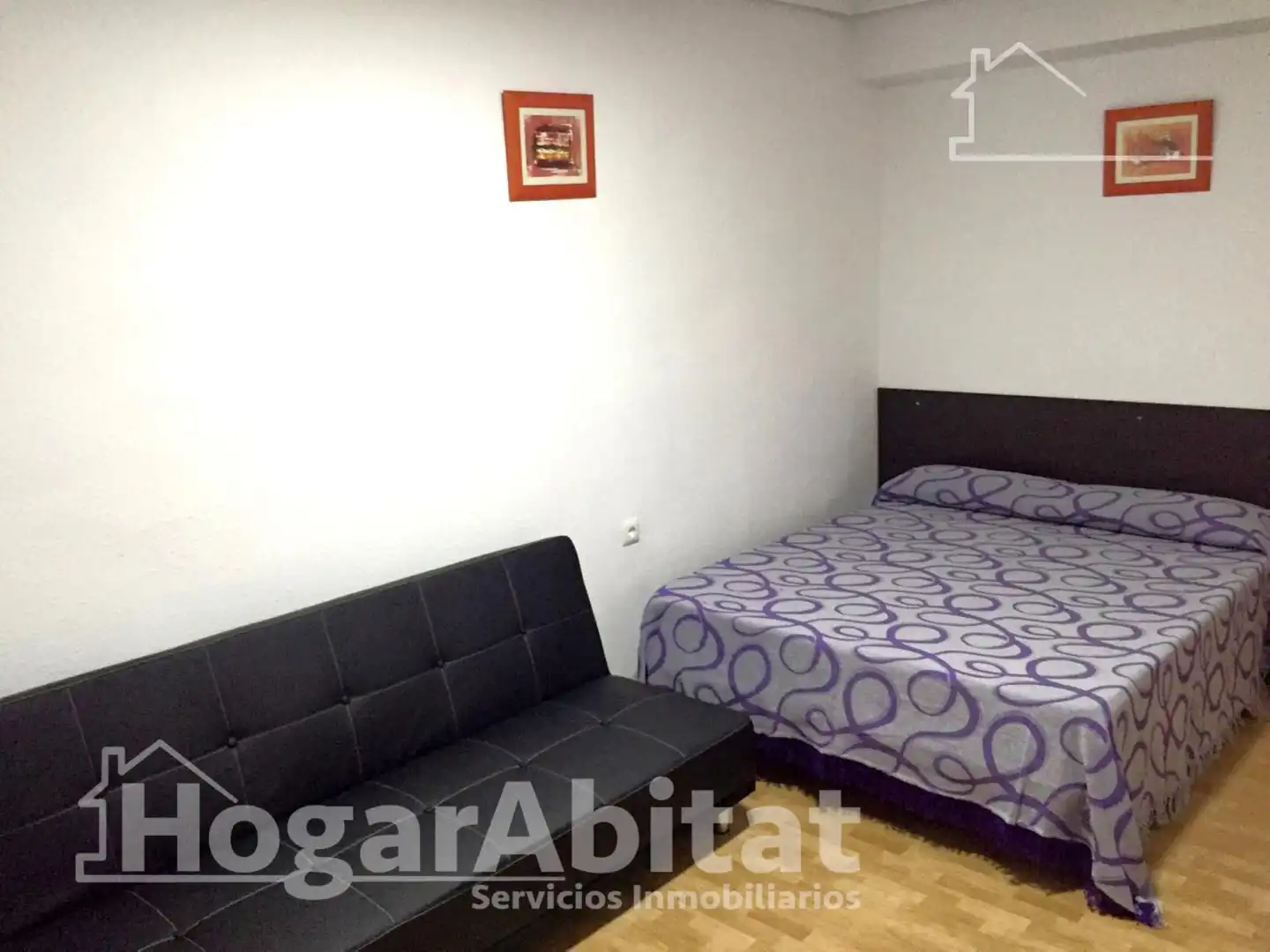Habitación de Piso en venta en Valencia con Calefacción y Balcón