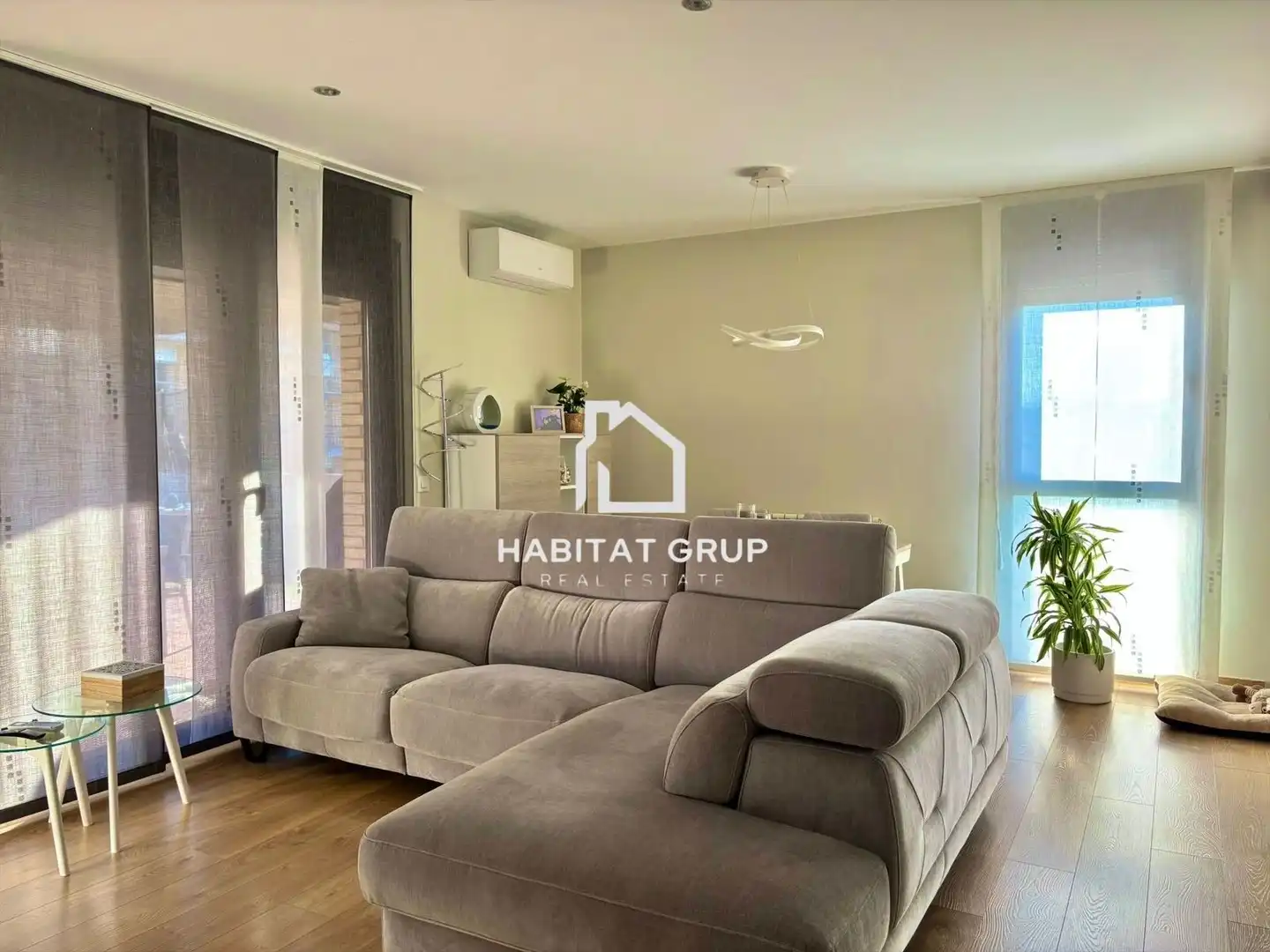 Living room of Flat for sale in Riudellots de la Selva  with Air Conditioner, Heating and Private garden
