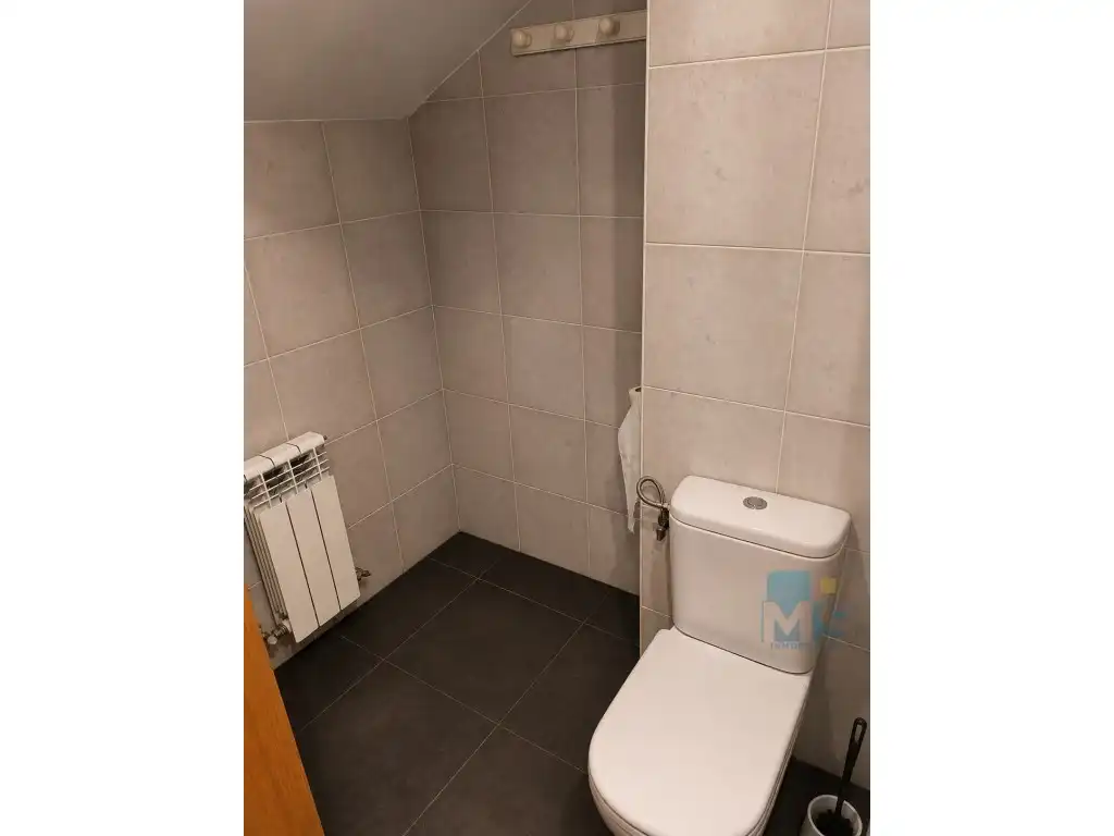 Baño de Dúplex en venta en Donostia - San Sebastián  con Lavadora, Microondas y Balcón